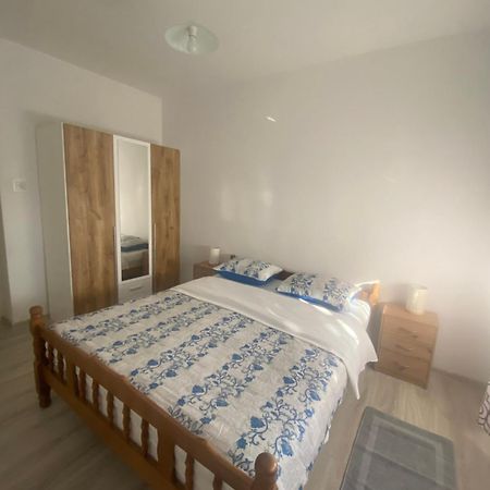 Apartmani Neno Senj  Eksteriør bilde